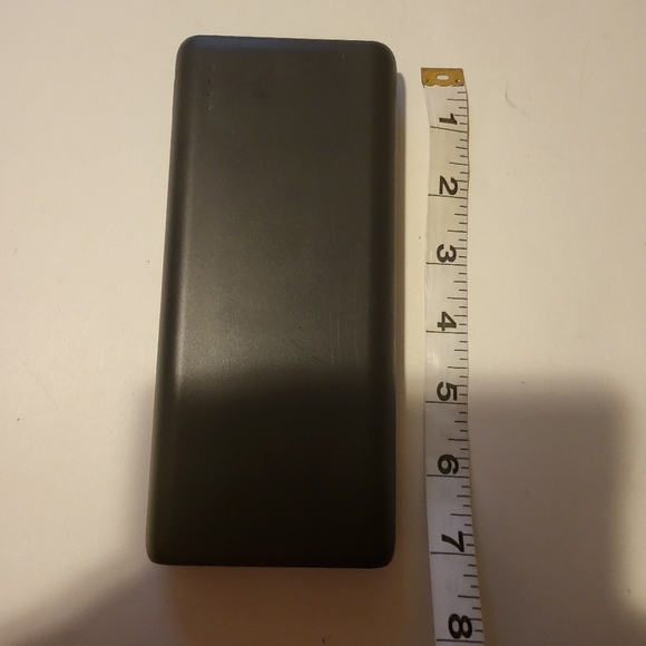 New!- Anker PowerCore 28600 mAh Portable Power Bank w/Carrying Case - Picture 5 of 12
